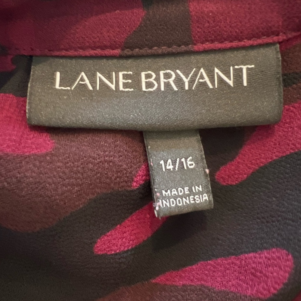 ***S O L D*** Sheer Burgundy & Black Animal Print Button Down Blouse. - Picture 6 of 7